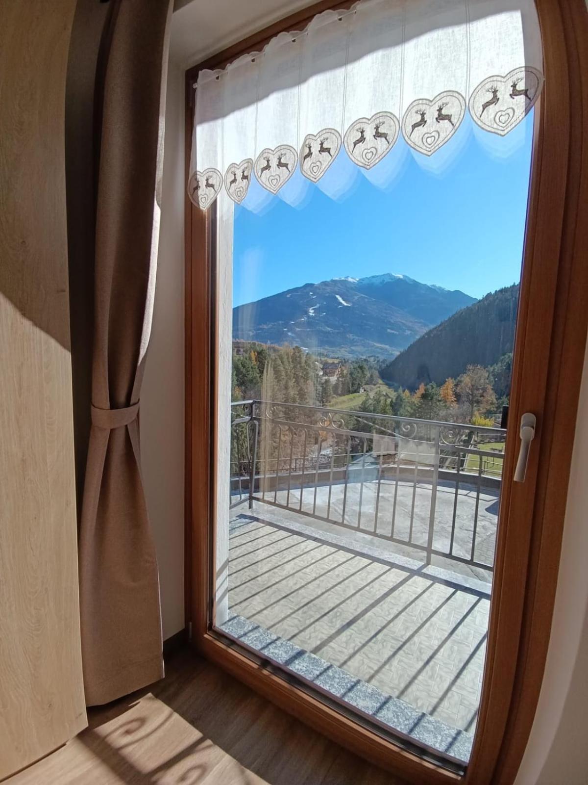 Casa Bellavista Apartment Premadio Екстериор снимка