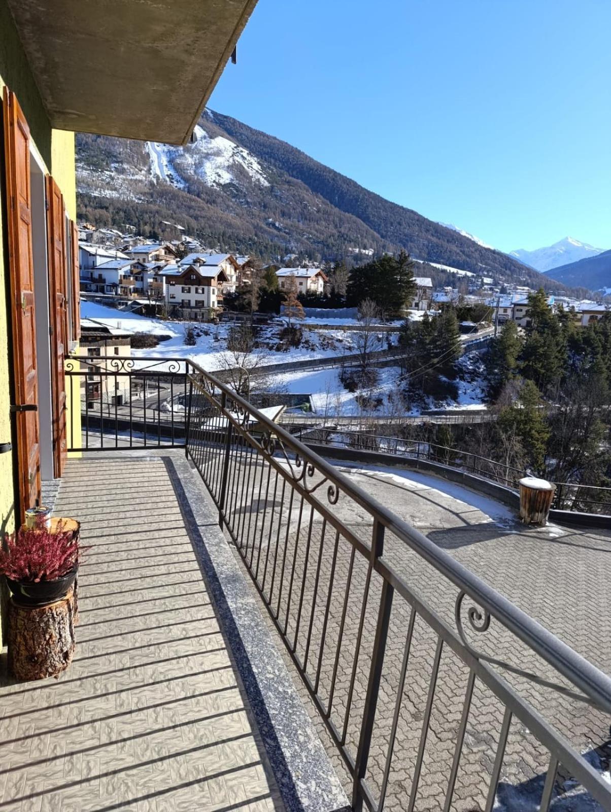 Casa Bellavista Apartment Premadio Екстериор снимка